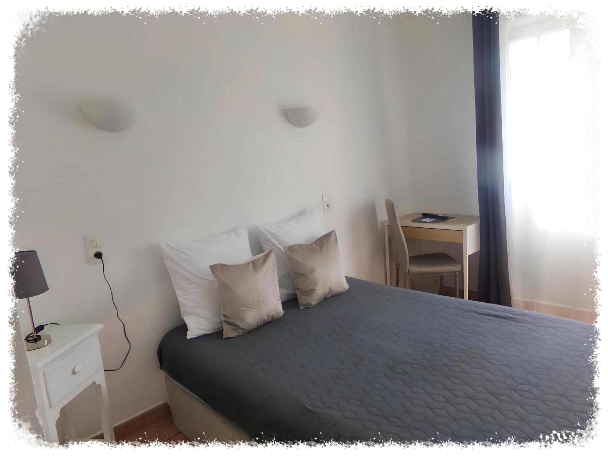 Hotel Du Lac ชาโตว์-อาร์นูซ์-แซงต์-โอบอง ภายนอก รูปภาพ